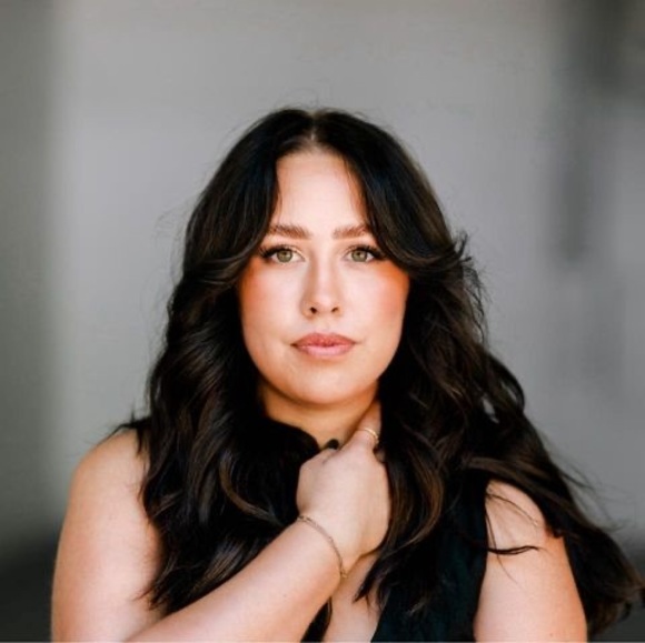 Meet your Posher, Lily - Picture 1 of 1